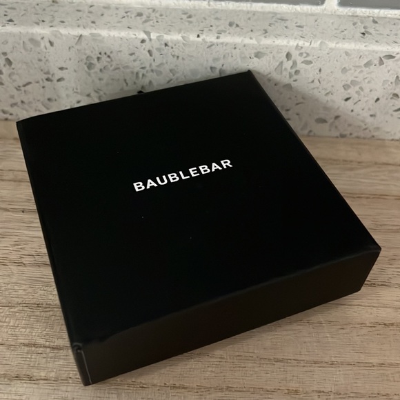 New Baublebar True Beleafer Palm Tree Leaf Earrings - Picture 2 of 3